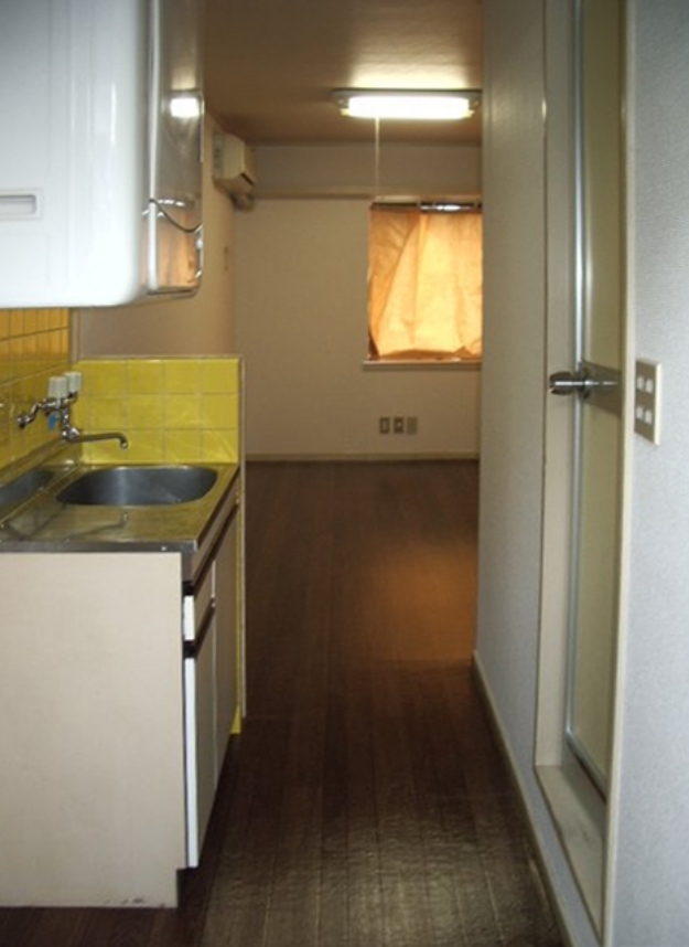 建替え前の内装その1